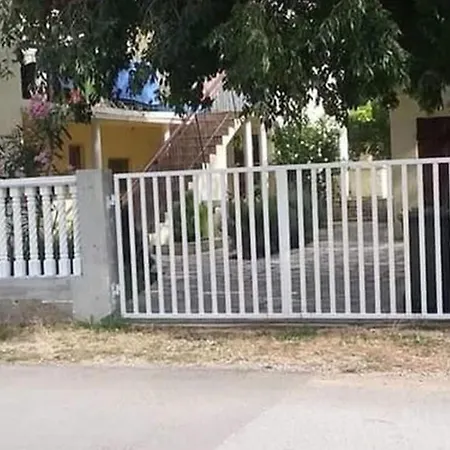 Trbi - One Bedroom - Karlo