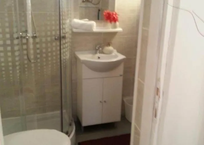 Trbi - One Bedroom - Karlo דירה
