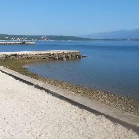 Trbi - One Bedroom - Karlo Daire *